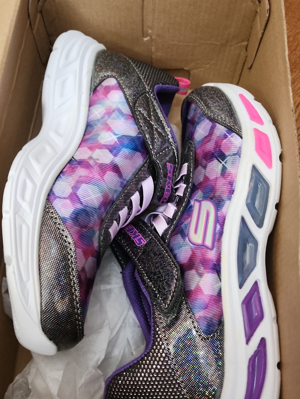 Retired VTG NWT Skechers S-Lights: Litebeams Dance N' Glow Sneakers Girl's 2.5
